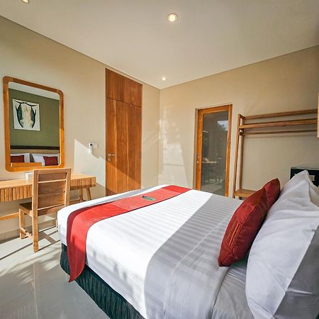 Svarna Suites Seminyak Εξωτερικό φωτογραφία